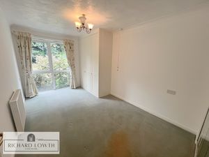 Bedroom- click for photo gallery